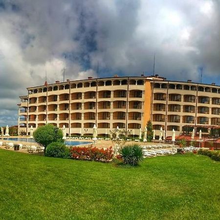 Aparthotel Regina Mare Tsarévo Extérieur photo