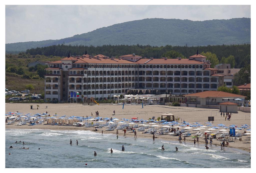 Aparthotel Regina Mare Tsarévo Extérieur photo