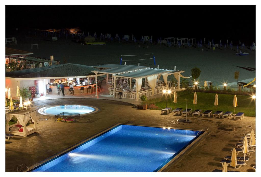 Aparthotel Regina Mare Tsarévo Extérieur photo