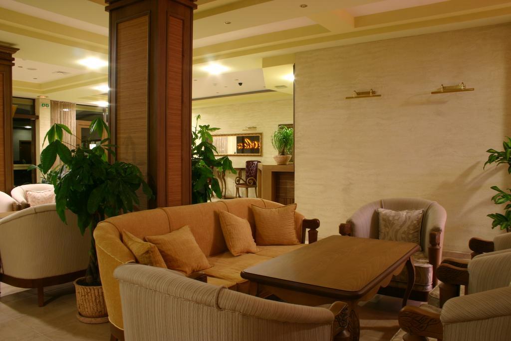 Aparthotel Regina Mare Tsarévo Extérieur photo
