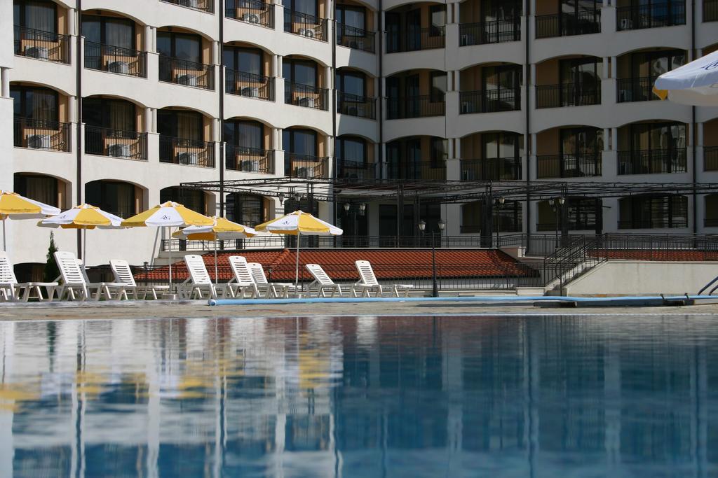 Aparthotel Regina Mare Tsarévo Extérieur photo