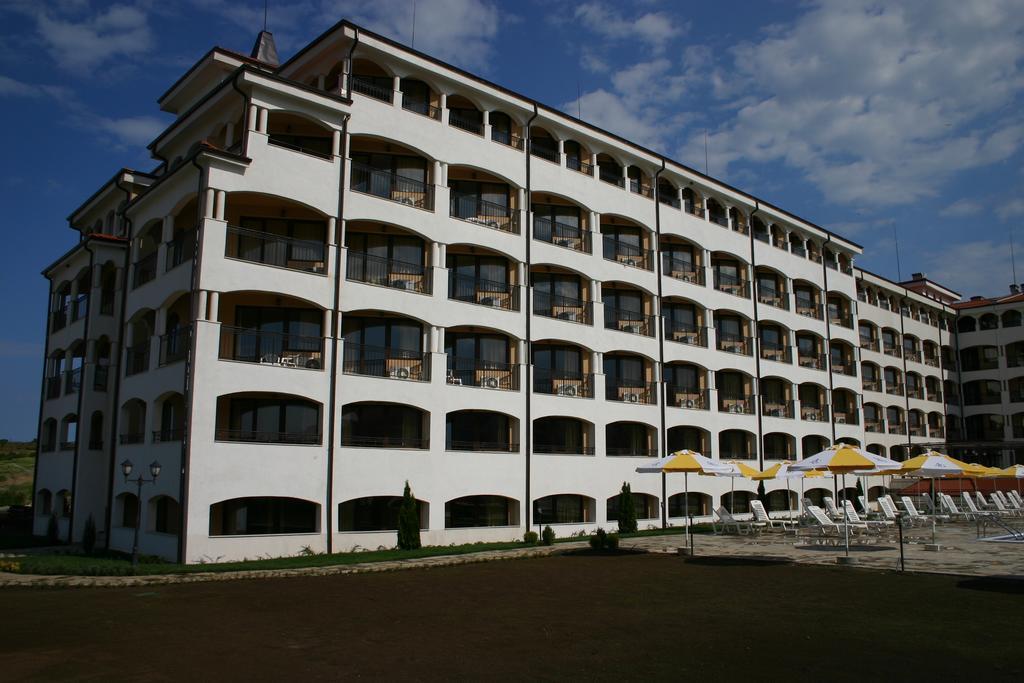 Aparthotel Regina Mare Tsarévo Extérieur photo